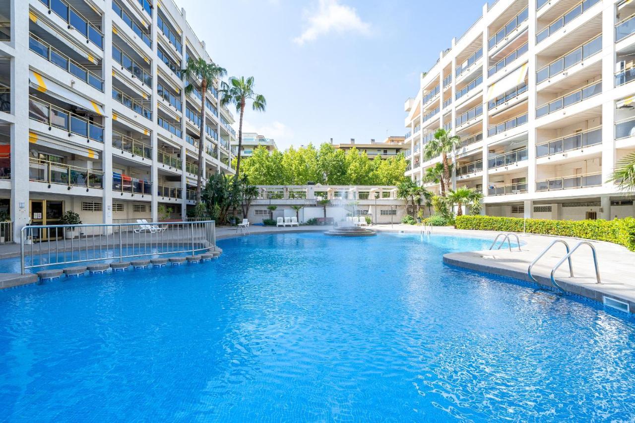 - 111 * Salou